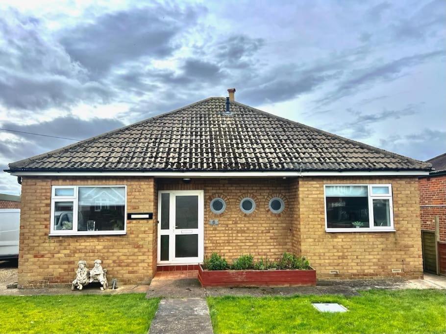 Early Sunrise - Entire House In Withernsea Exteriör bild